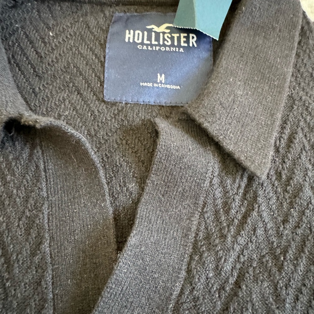 NWT Super Soft Herringbone Button Up